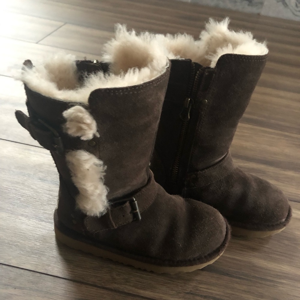 Girls UGGS